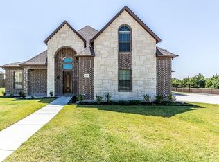 3002 Burgundy Ln, Midlothian, TX 76065