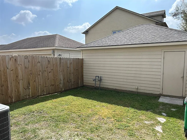 16851 Pine Castle Dr — Photo 18