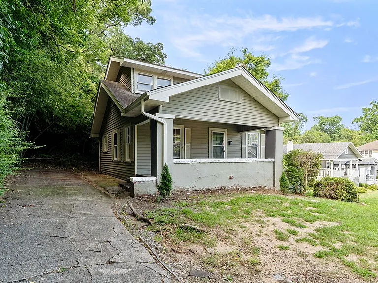 3 Bedroom / 2 Bathroom House in Glen Iris — Photo 10