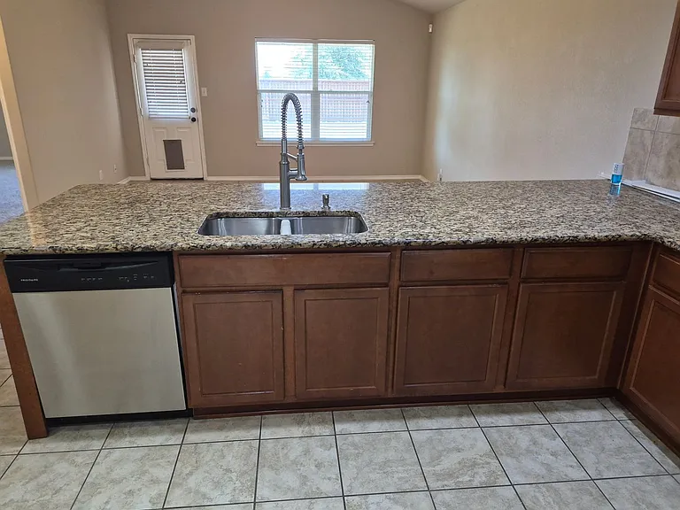 10213 Metz Valley — Photo 12
