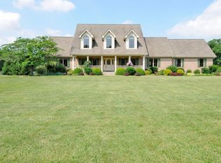 7395 Osceola Rd, Blanchester, OH 45107