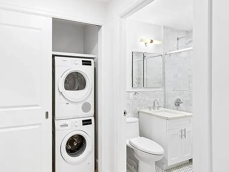 160 E 48th St #7KM3 — Photo 5