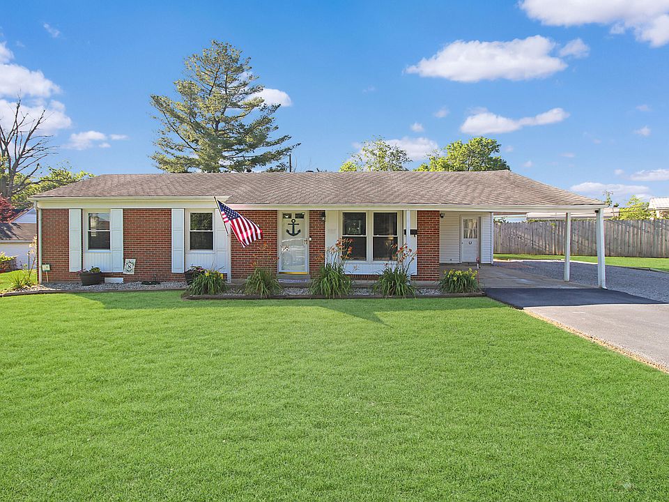 1st image of 867 Chestnut Dr