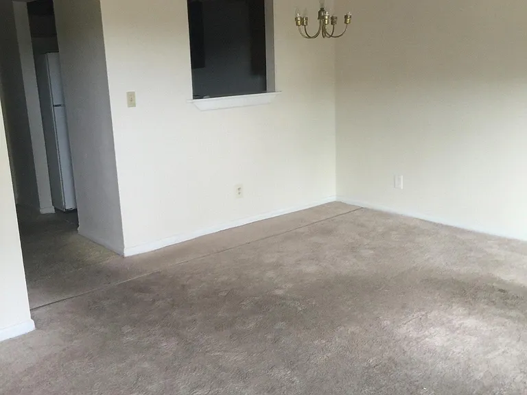 825 38th St S #10 — Photo 3