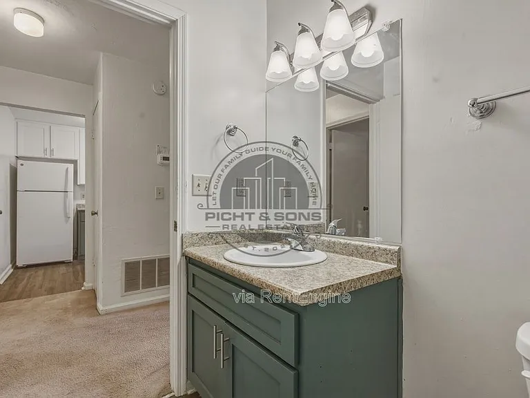 713 Pointe Ct — Photo 14