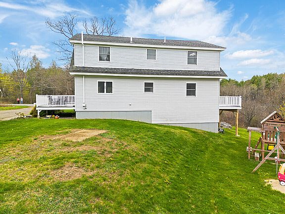 5th image of 100 N Pond Road