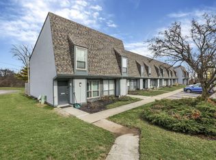 1022 Galliton Ct APT D, Columbus, OH 43220