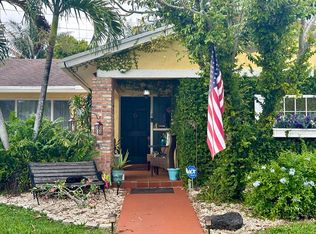 12915 SW 104th Ter, Miami, FL 33186