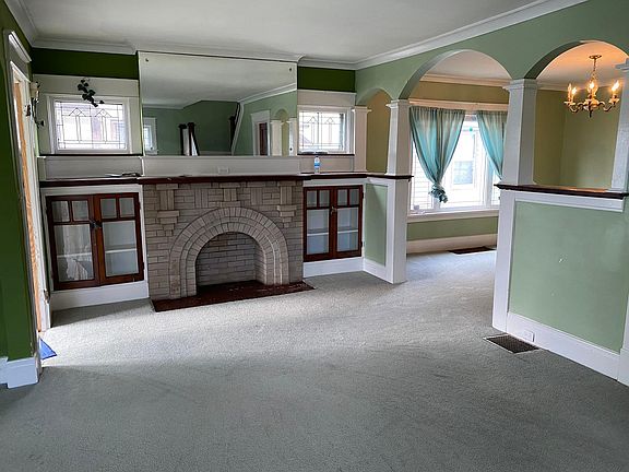 5th image of 556 Highgate Ave