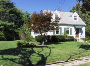 292 Wells St, Greenfield, MA 01301