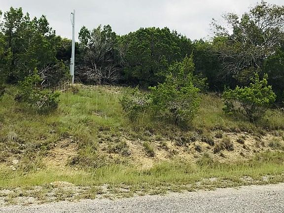 3rd image of 412 Bluebonnet Breeze