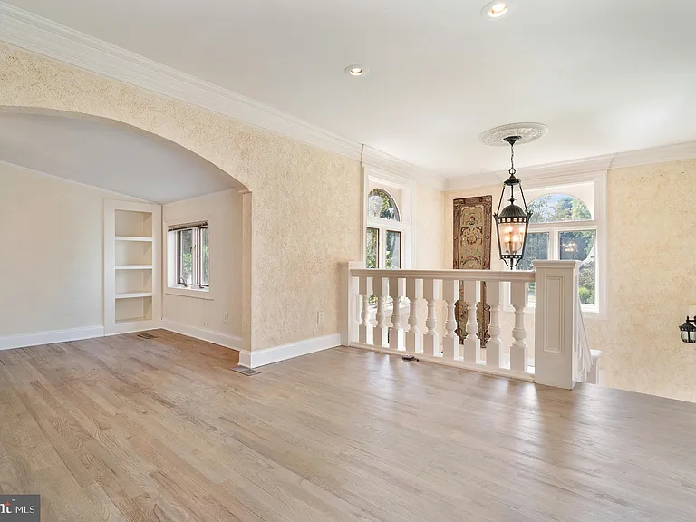 15729 Holly Grove Rd — Photo 48