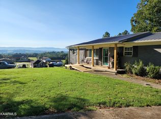 1211 Ratledge Rd, Friendsville, TN 37737