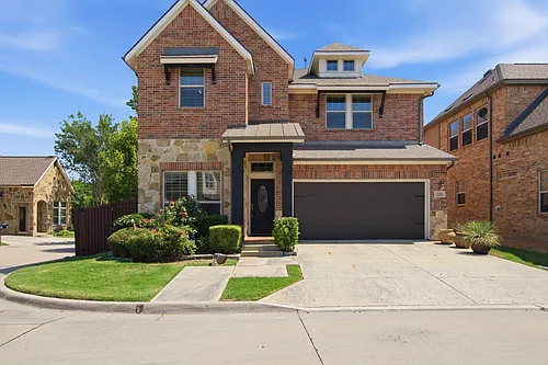 1209 Savoy Ln Photo 1