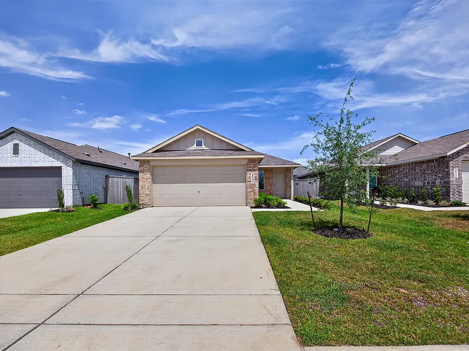 26722 Cascade Sunrise St