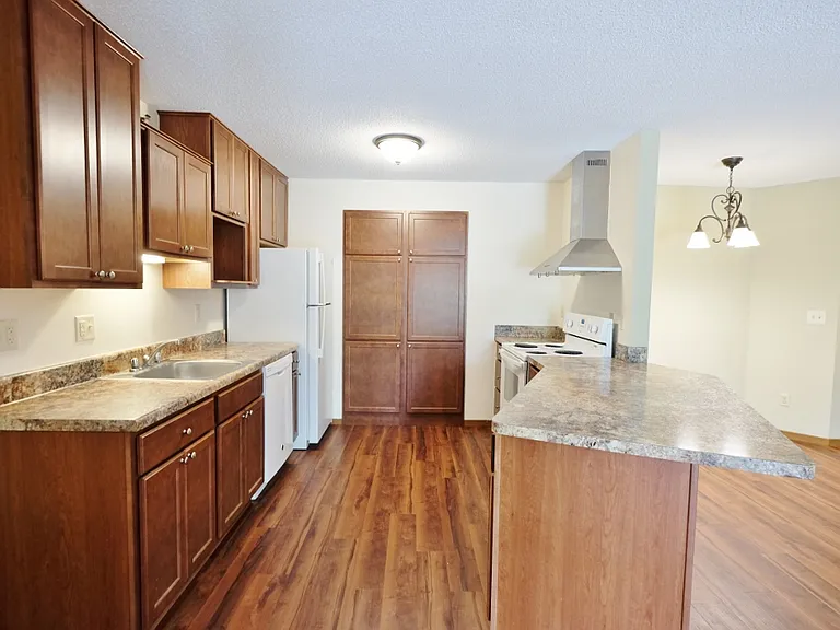 Parkside Apartments — Photo 25