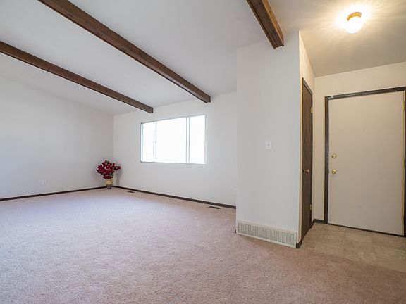 Spacious entry/coat closet