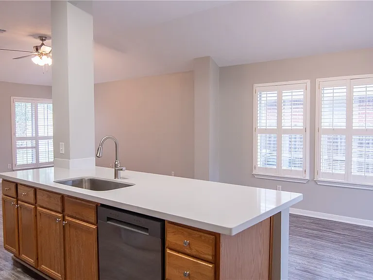 3739 Marielene Cir — Photo 4