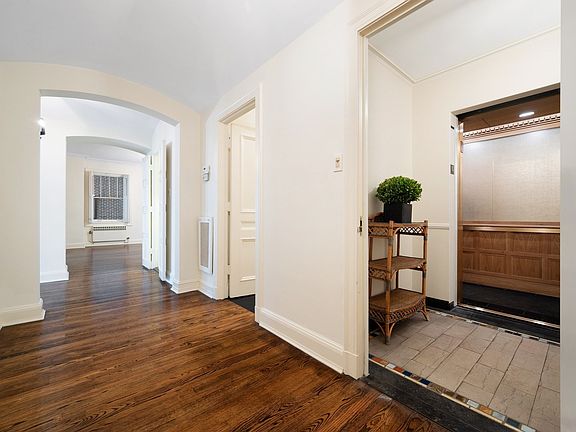 2nd image of 1448 N Lake Shore Dr #10A
