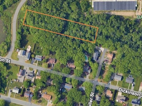 0 Sion St, Fall River, MA 02721