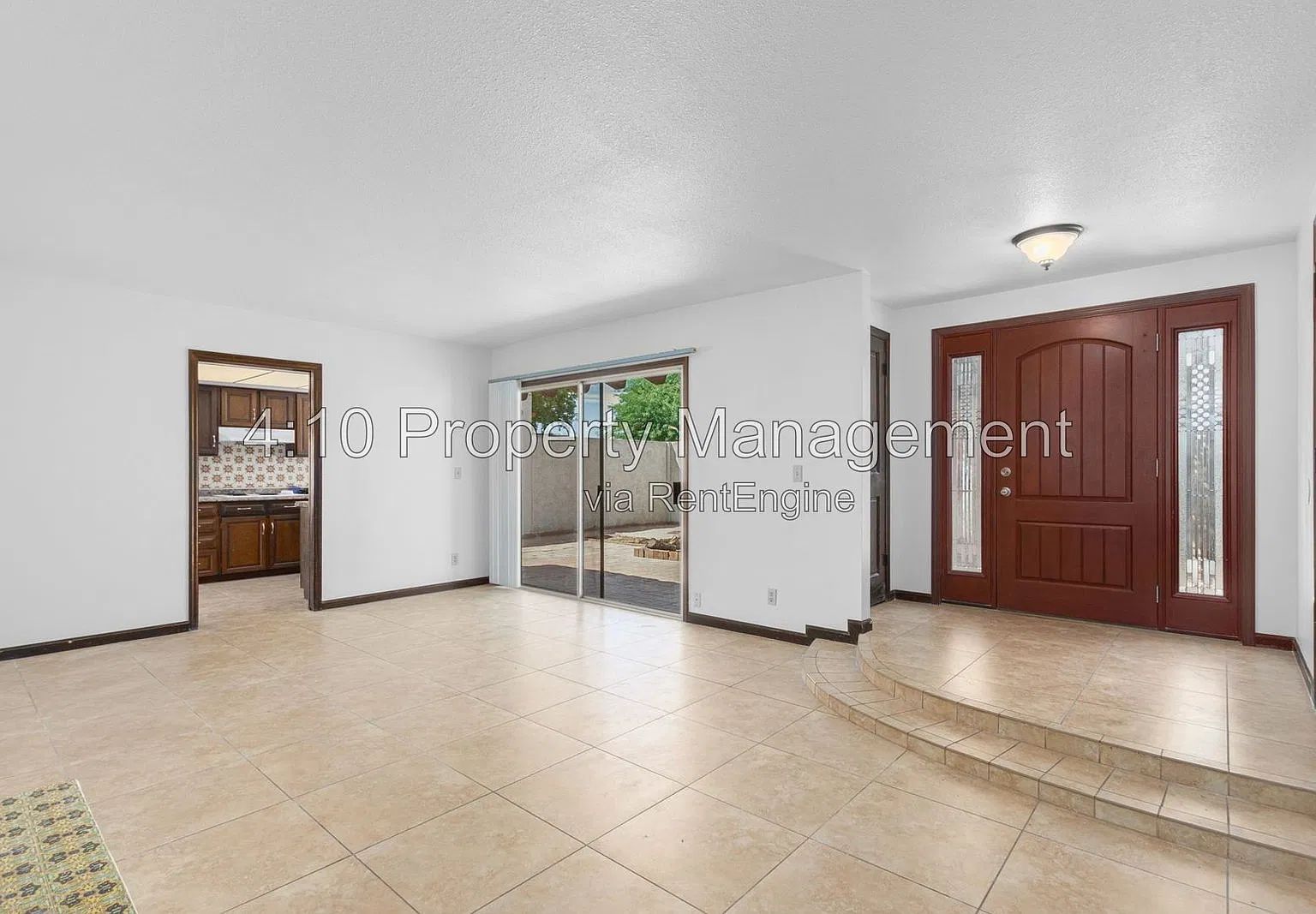3 bed, 2.0 bath, 1911 sqft, $2,675 — Photo 4