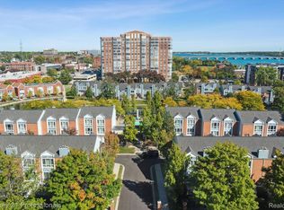 3320 Spinnaker Ln APT 11B, Detroit, MI 48207