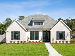 2008 White Dove Dr, Madisonville, LA 70447