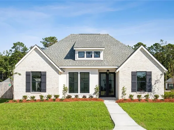 2008 White Dove Dr, Madisonville, LA 70447