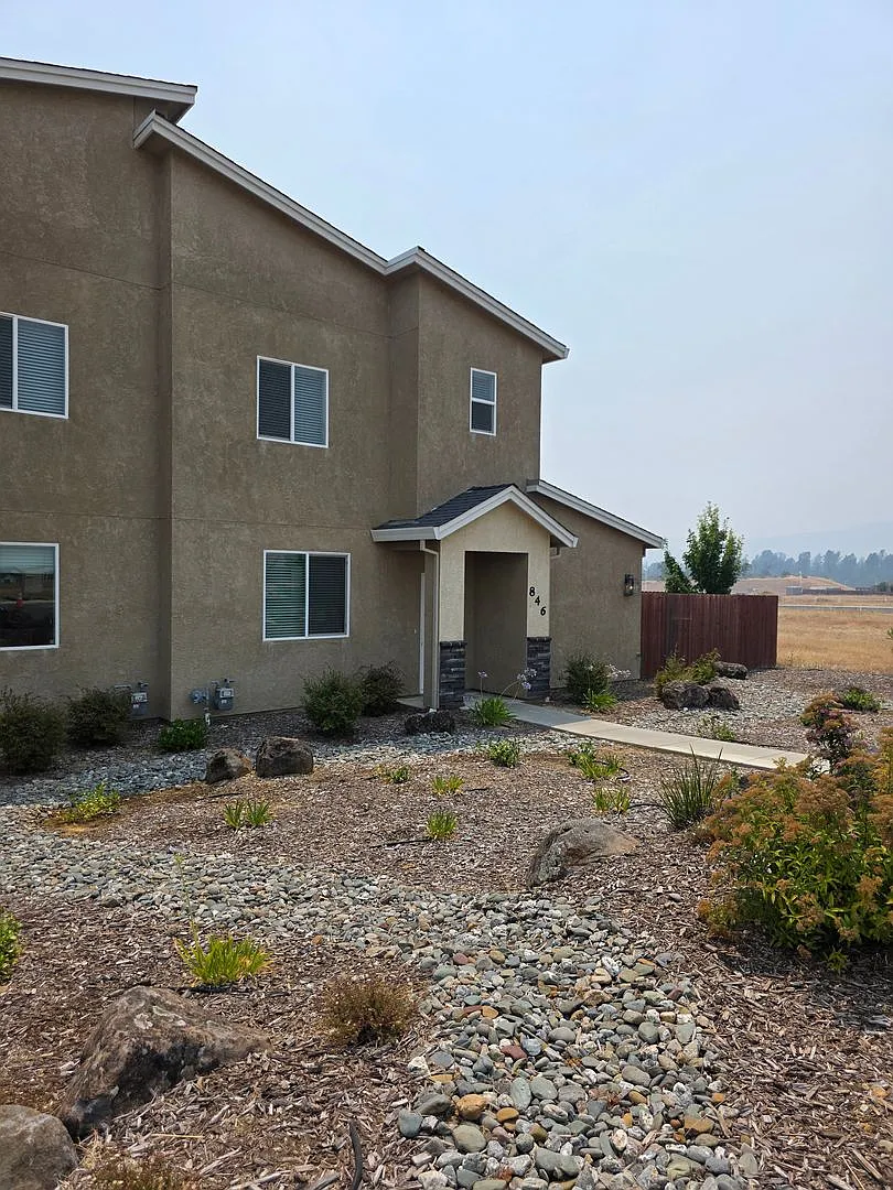 Villa Del Lago Home 4 Bedroom With 3 Bath — Photo 3