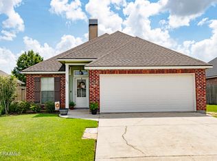 107 Peak Run, Youngsville, LA 70592