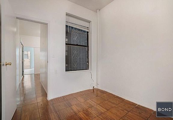 4th image of 1742 2nd Ave APT 3S
