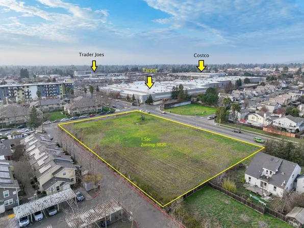 710 Kawana Springs Road, Santa Rosa, CA 95404
