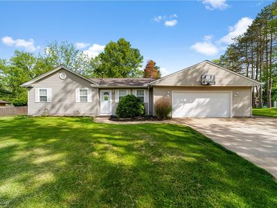 2376 W Wallings Rd, Broadview Heights, OH, 44147