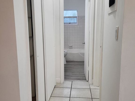 3rd image of 1030 NE 7th Ave Unit 9