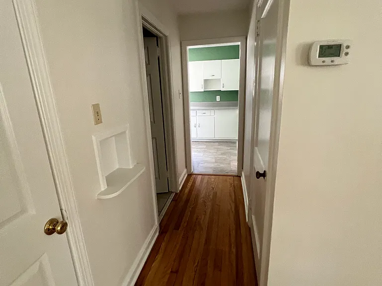 1431 Trinity Rd — Photo 6