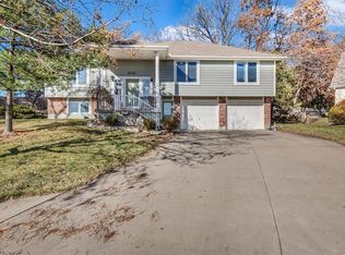 6310 Norwood Ct, Raytown, MO 64133