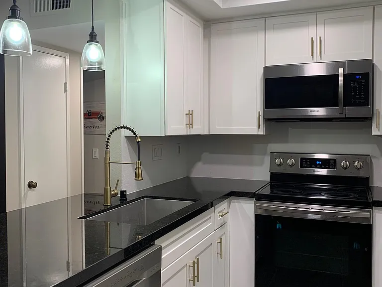 8811 Gilman Dr #A — Photo 2