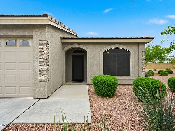 3rd image of 3117 S SIGNAL BUTTE Road #476