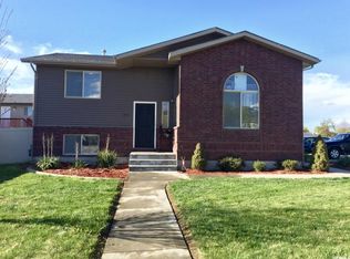 843 Riverwood Dr, Logan, UT 84321