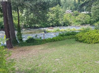 18 SW 5th Ave, Mill City, OR 97360