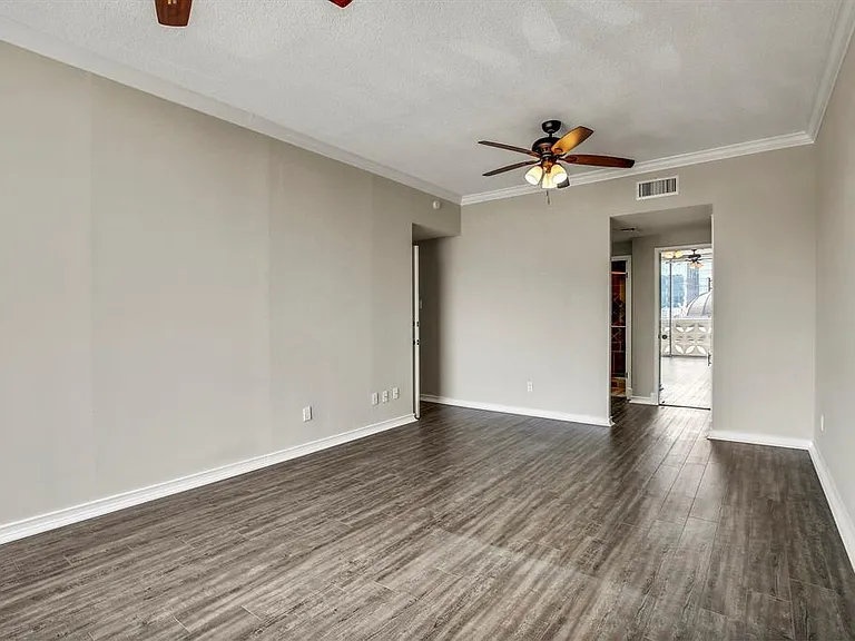 1801 Lavaca St #5F — Photo 16