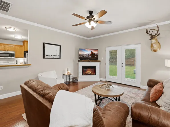 807 Lee St, Tioga, TX 76271