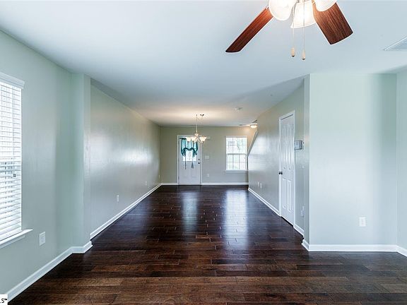 5th image of 248 Harlequin Dr