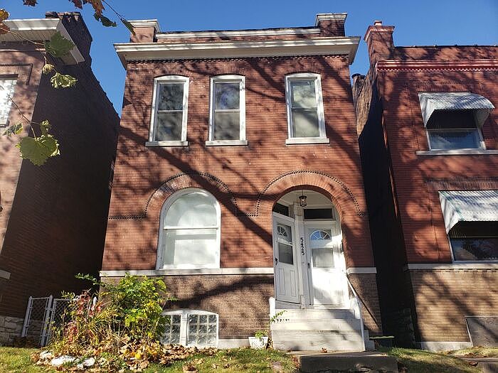 1st image of 5425 S Broadway #2F