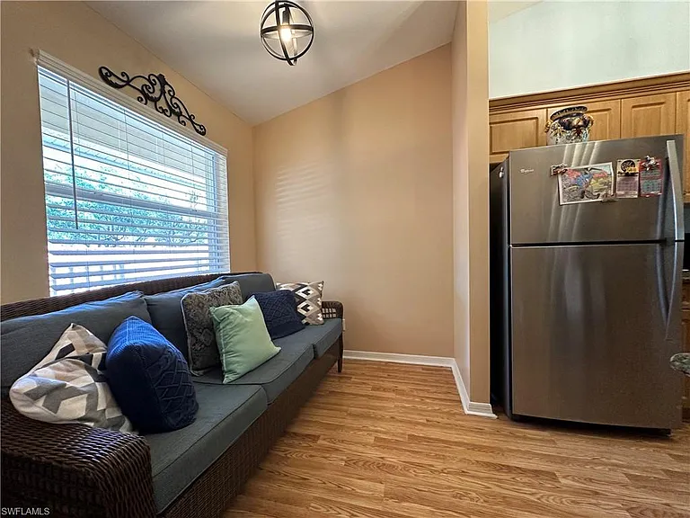 241 Robin Hood Cir #204 — Photo 5
