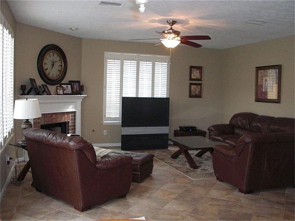 4th image of 5219 Plantation Colony Dr