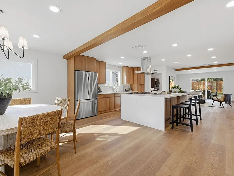 6655 Lederer Ave — Photo 16