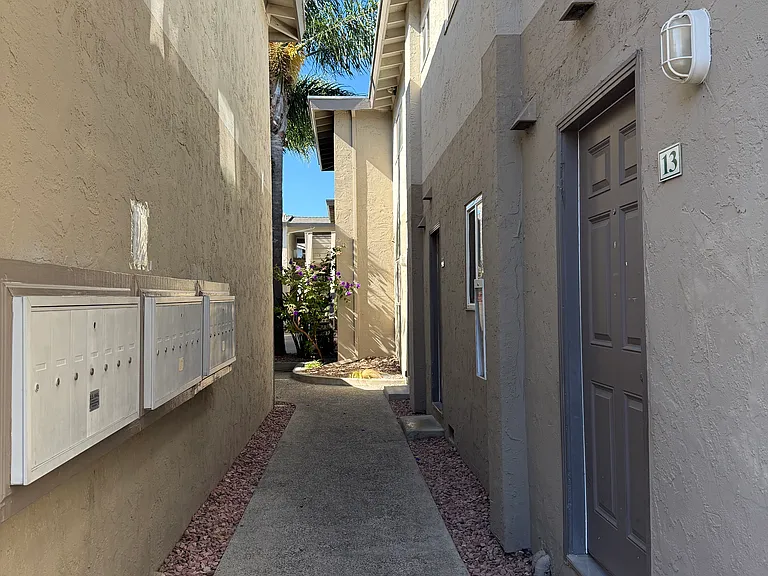 786 Reseda Dr #12 — Photo 14