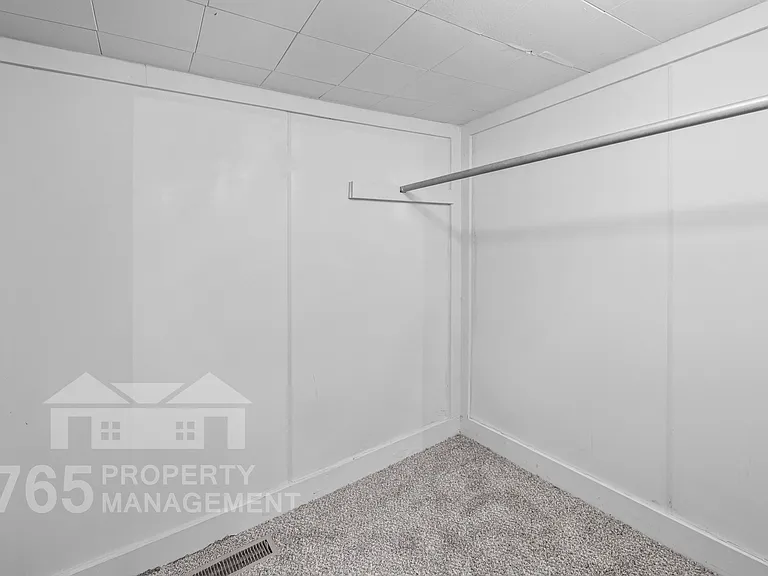 1325 N Wabash Ave — Photo 6