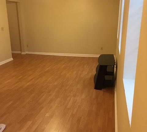 5th image of 119 W Carolina Ave #B